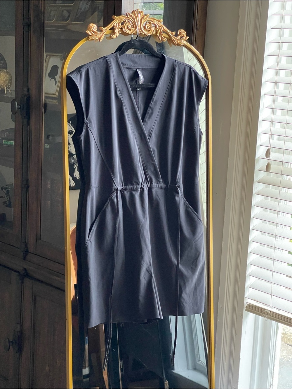 Athleta Marlow Black Sleeveless V-Neck Black Drawstring Waist Romper